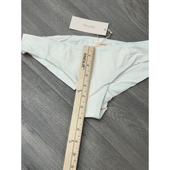 Eberjey Womens So Solid Coco Bikini Bottom Low Rise Cheeky Ecru Size M NWT - Picture 10 of 10